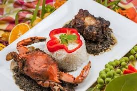 Manje Nwèl an Ayiti: Yon Moman Pataje ak Konvivialité