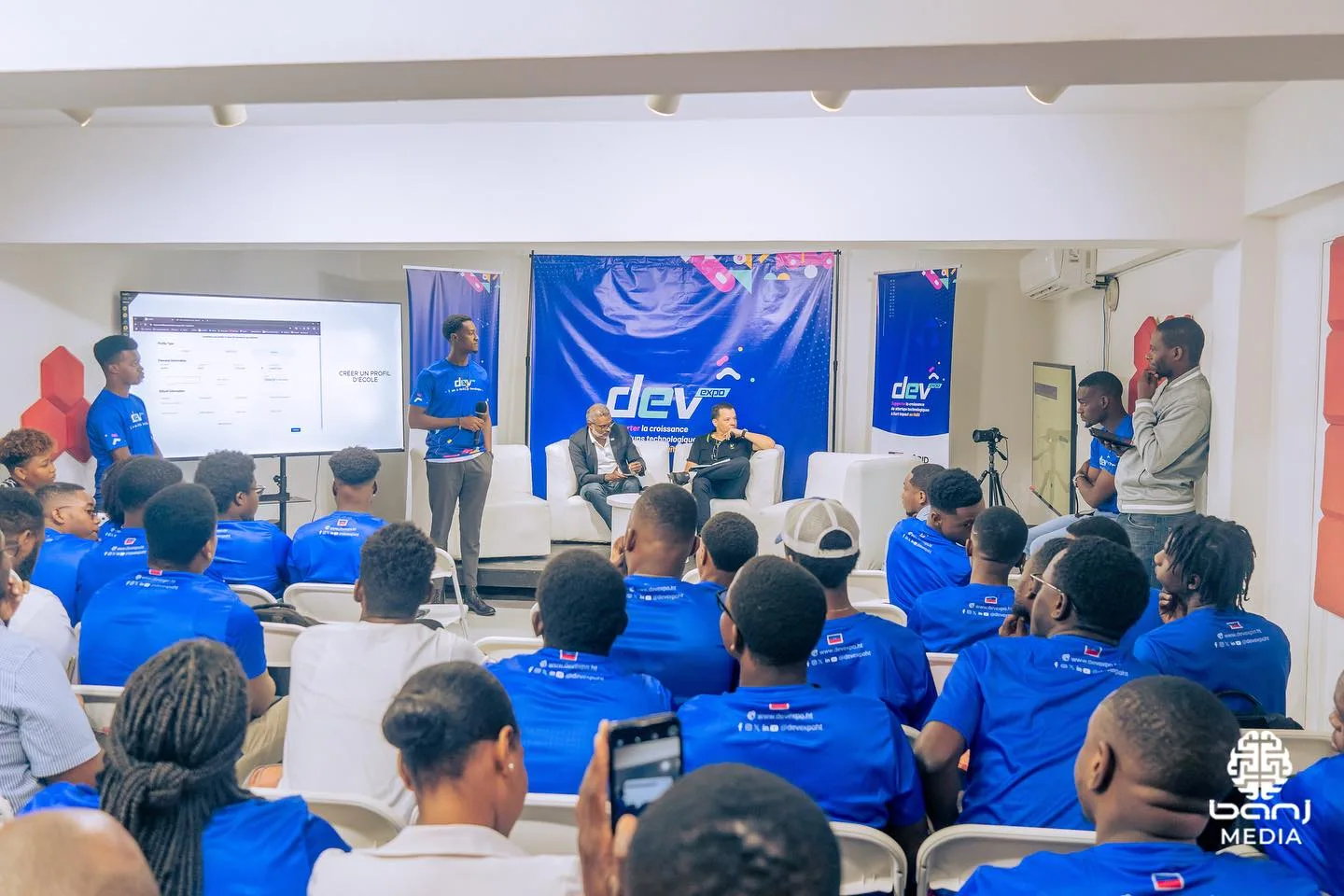 Yon gade tounen nan Dev Expo 2024: Pi gwo evènman pou devlopè ayisyen yo