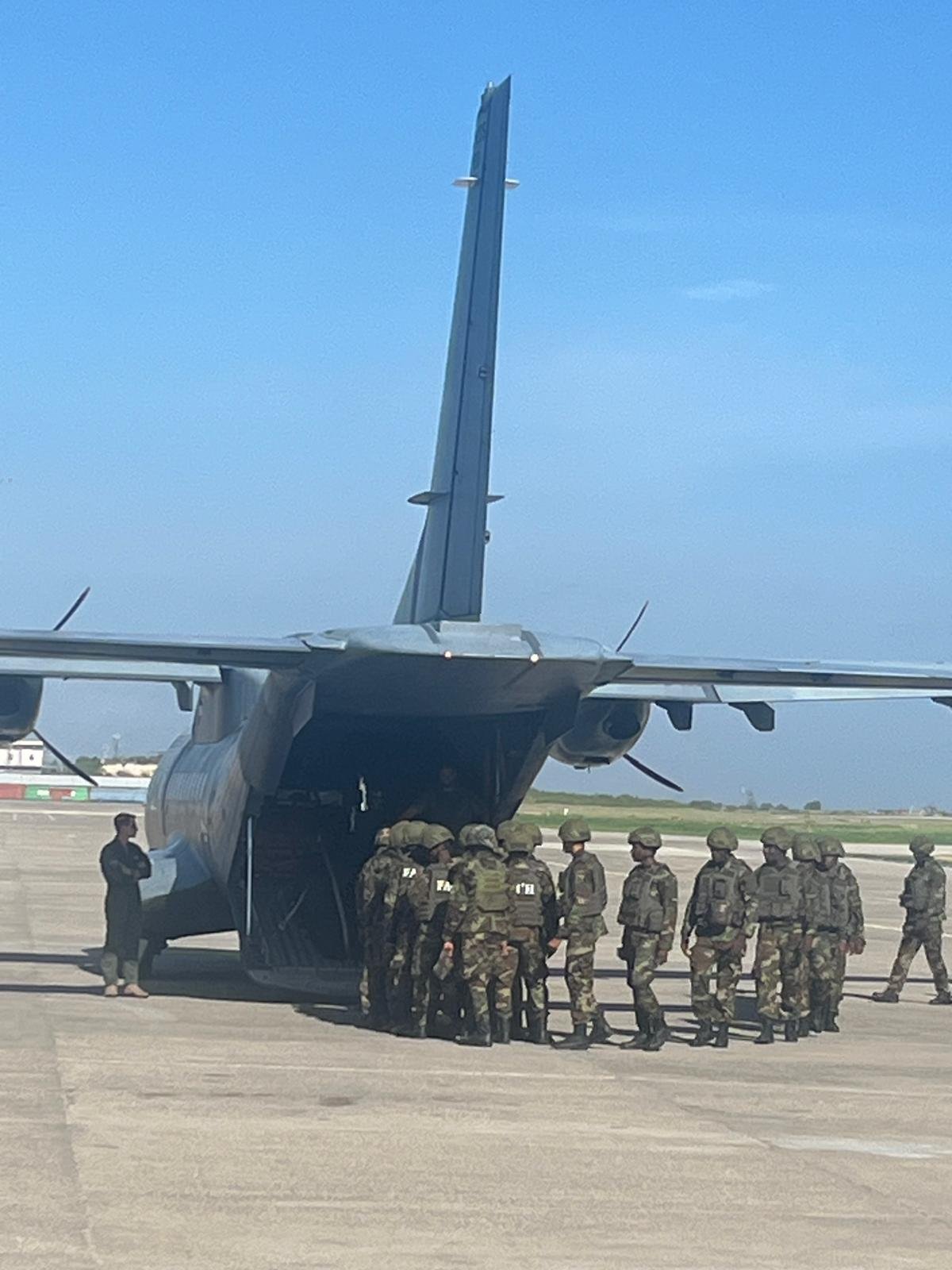 Fuerza Armada d’HAITI Fuerza Armada d’HAITI