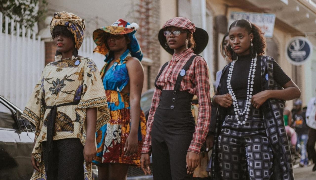 Okap Fashion RETRO des années 1950-1960